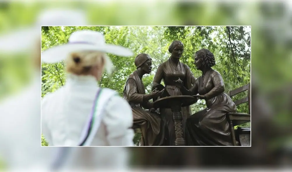 Monumento feministas. (Foto: Reuters) Monumento feministas. (Foto: Reuters)