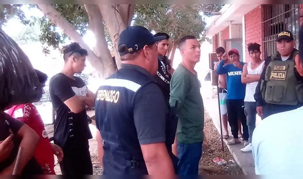 Extranjero fue trasladado a la comisaría para ser investigado.