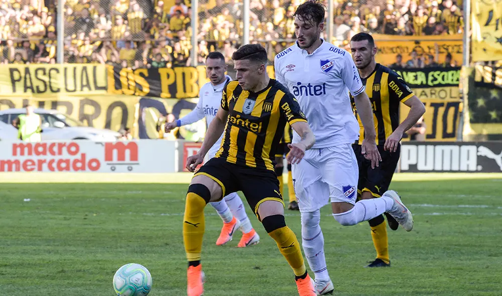 Sigue aquí EN VIVO ONLINE el Peñarol vs. Nacional por la final del Torneo Clausura 2019 del Campeonato de Uruguay. | Foto: AFP