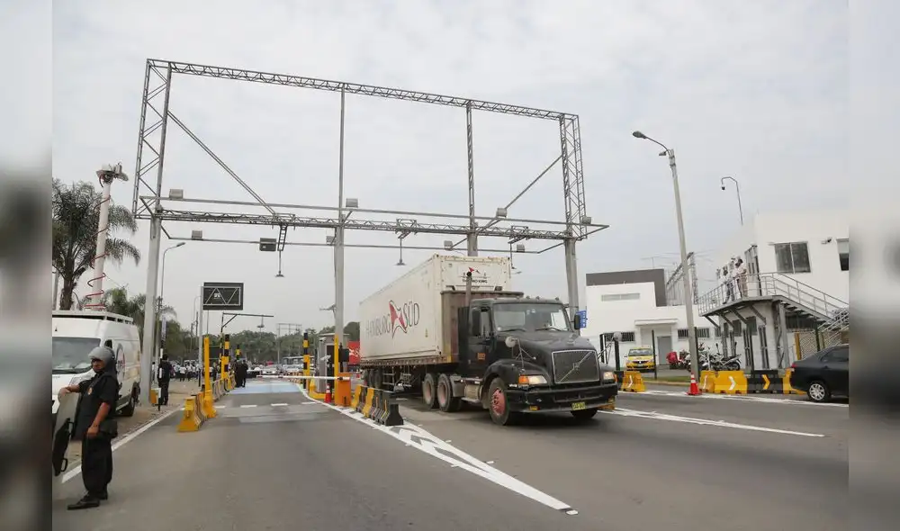 La Molina pide al Congreso y Contraloría investigar alza de peajes en Evitamiento