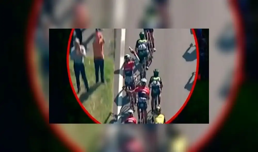 YouTube: ciclista lanza botellazo a su rival en plena competencia 