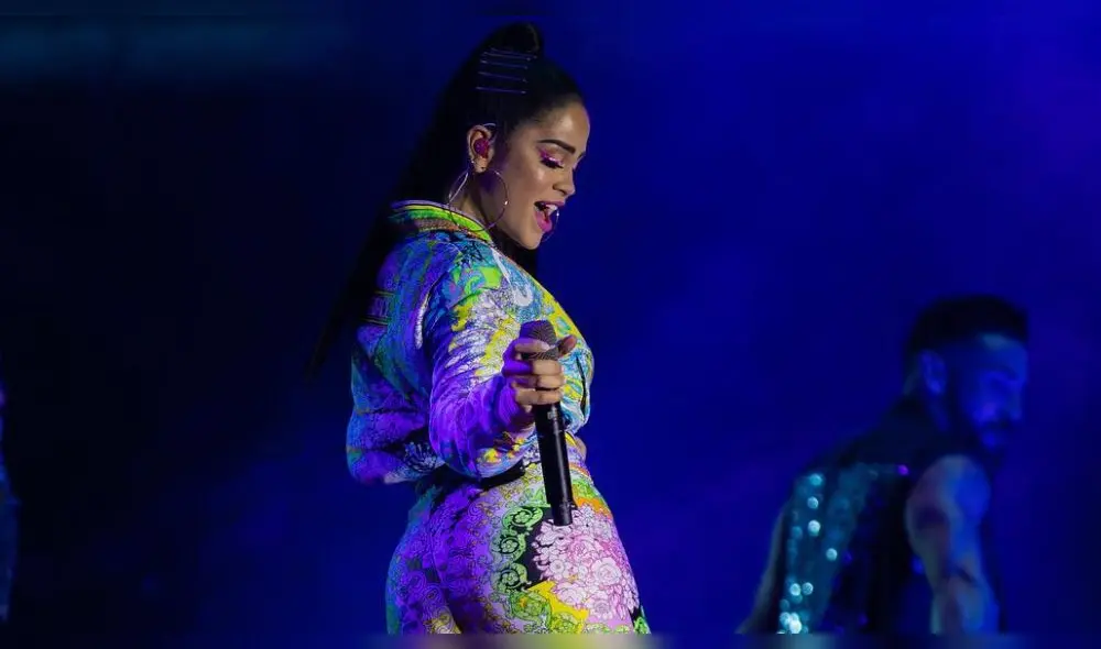 Natti Natasha se impone en los Latin Billboard 2019 con sexy look [VIDEO]