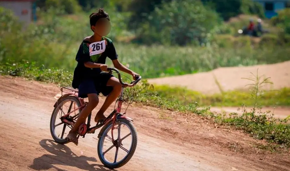 Desliza las imágenes para conocer al perseverante niño que triunfó a pesar de sus escasos recursos. Foto: Facebook