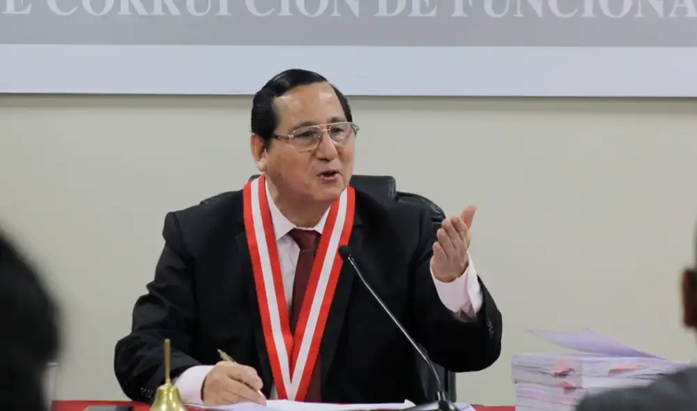 César Villanueva se allanó al impedimento de salida en su contra César Villanueva se allanó al impedimento de salida en su contra