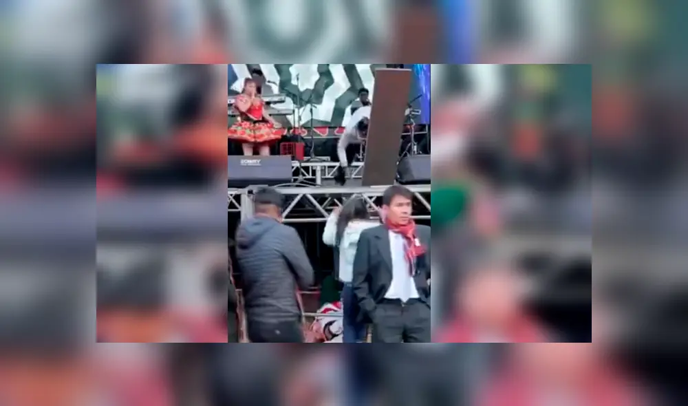 El imitador del reconocido ambulante pasó un bochornoso momento cuando realizaba una presentación durante un concierto folclórico El imitador del reconocido ambulante pasó un bochornoso momento cuando realizaba una presentación durante un concierto folclórico