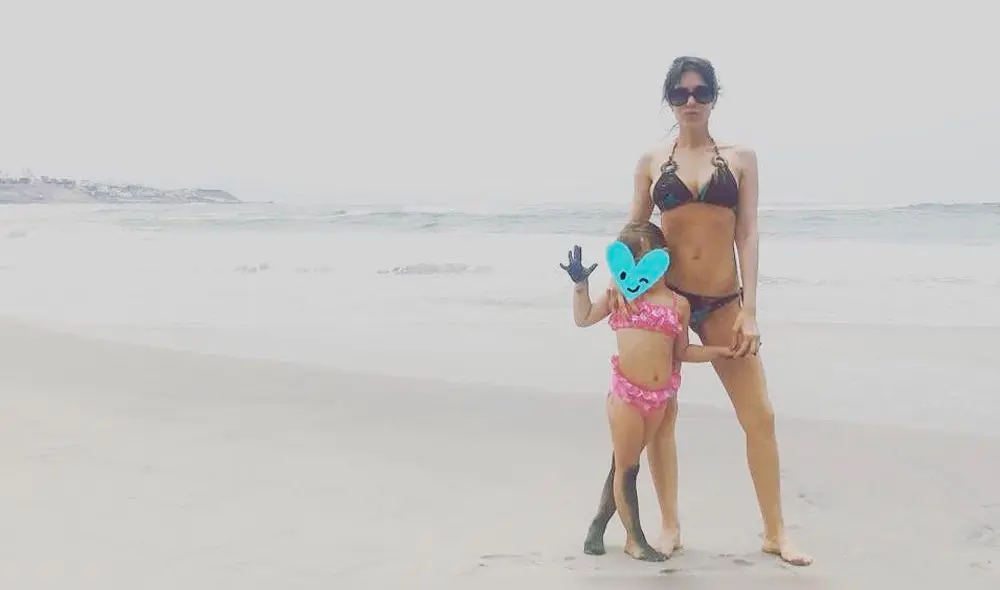 Juliana Oxenford hace alarde de sus curvas en bikini [FOTOS]