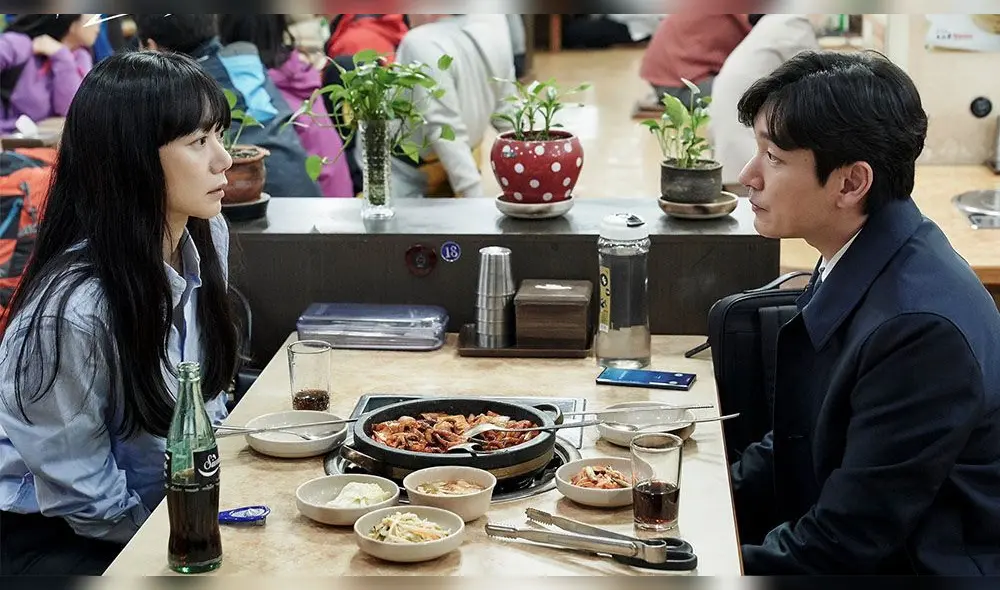 Bae Doona y Cho Seung Woo en Stranger 2. Foto: tvN