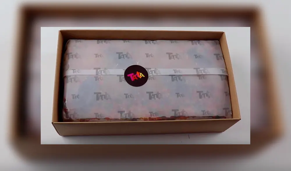 Desliza para ver cómo luce el turrón más caro del Perú que sorprendió a todos en YouTube. Foto: Captura. Desliza para ver cómo luce el turrón más caro del Perú que sorprendió a todos en YouTube. Foto: Captura.