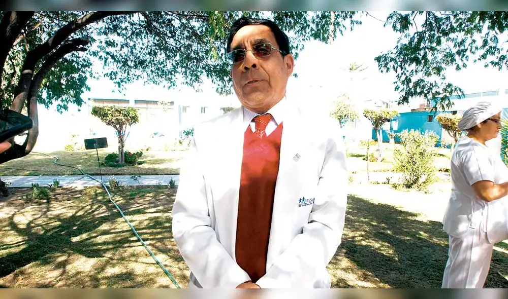 sugerencia. Gutiérrez pide que pacientes no se automedican, complican su situación. sugerencia. Gutiérrez pide que pacientes no se automedican, complican su situación.