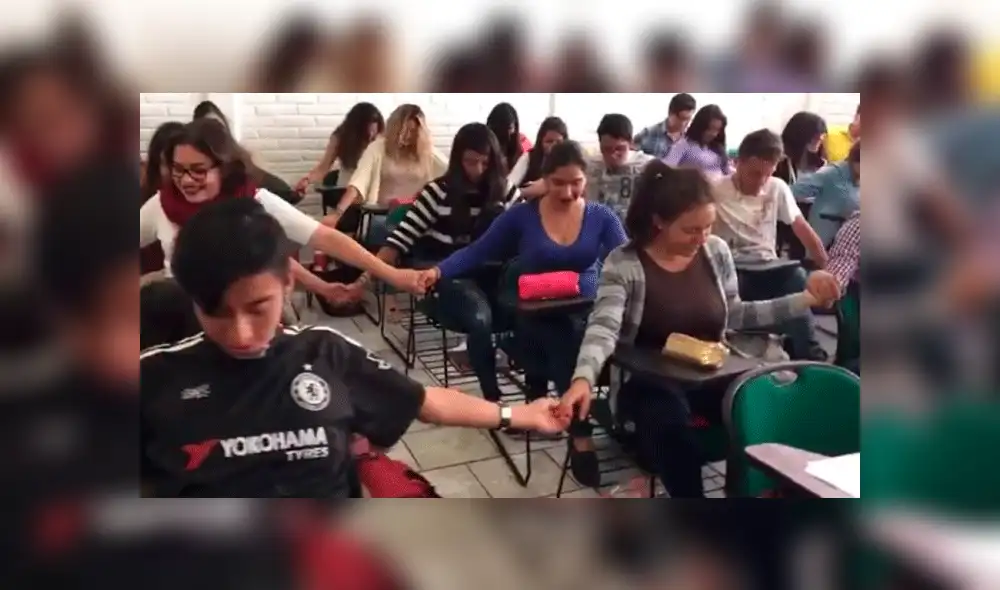 Facebook: Oraron para aprobar examen y resultado sorprende [VIDEO]