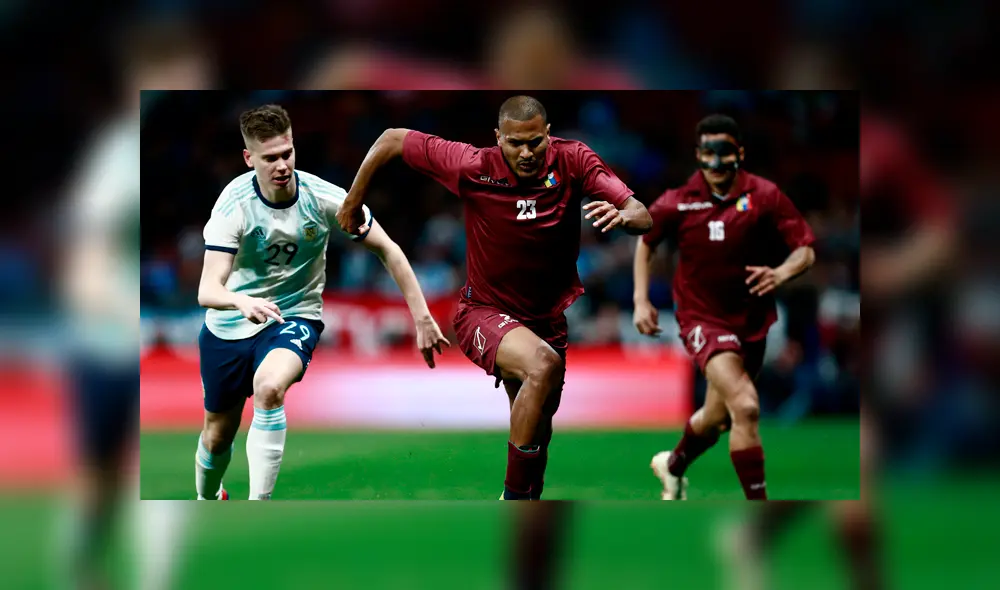Venezuela comete error en camiseta de Salomón Rondón ¿Habrá sanción de Conmebol?