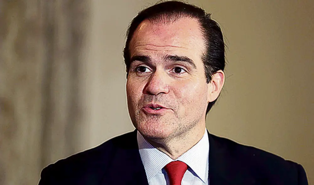 Mauricio Claver-Carone (USA). Mauricio Claver-Carone (USA).