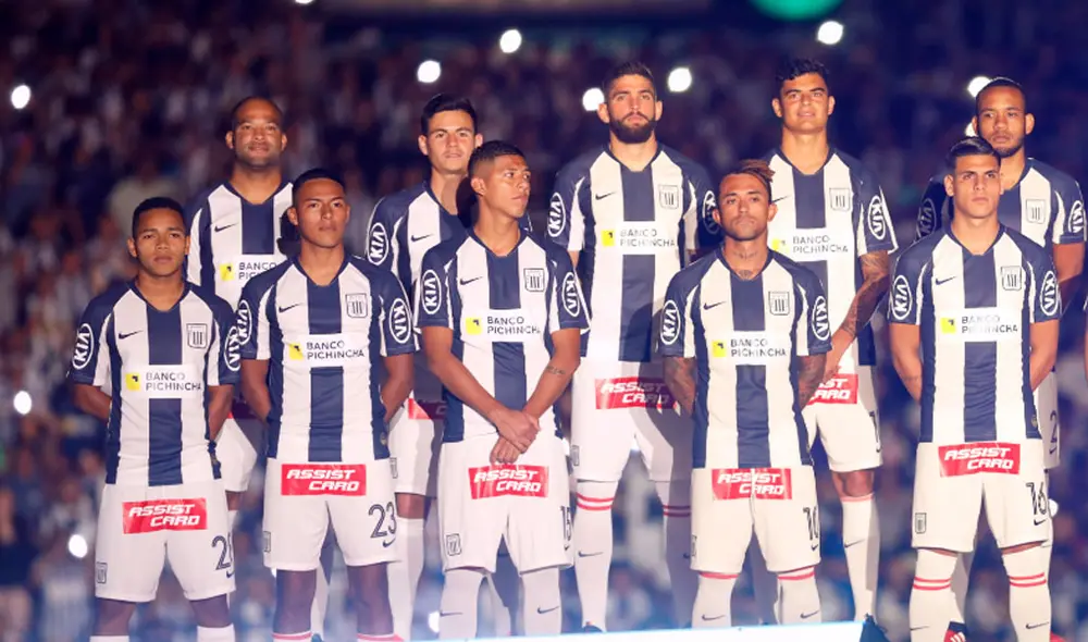 Mario Salas hará uso de la cantera blanquiazul para armar su once ante Melgar. Foto: GLR