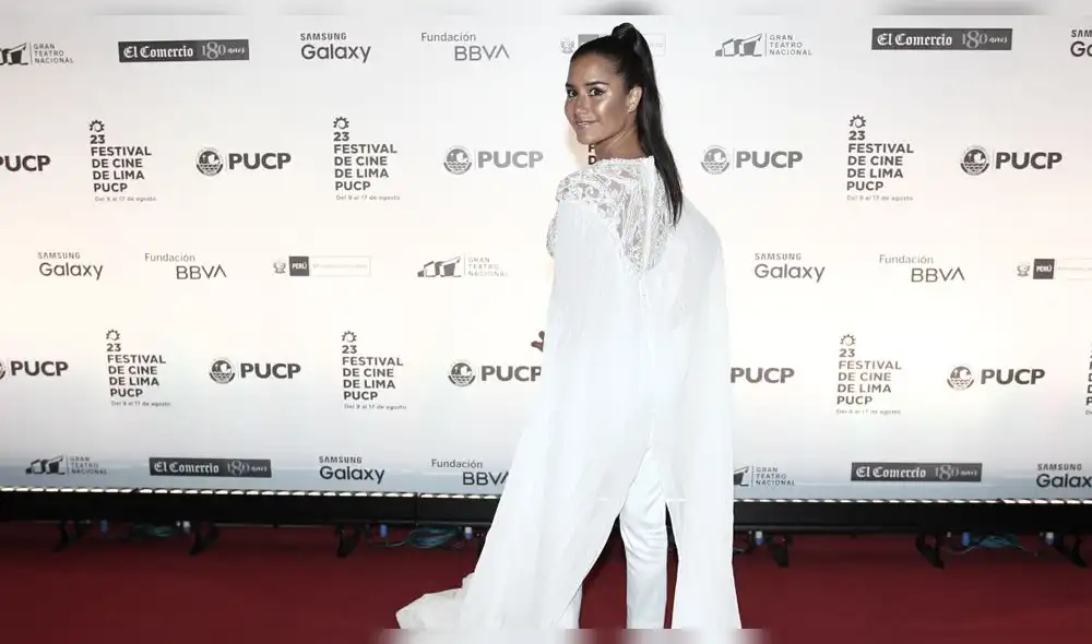 Mayella Lloclla ilumina el Festival de Cine de Lima con elegante outfit