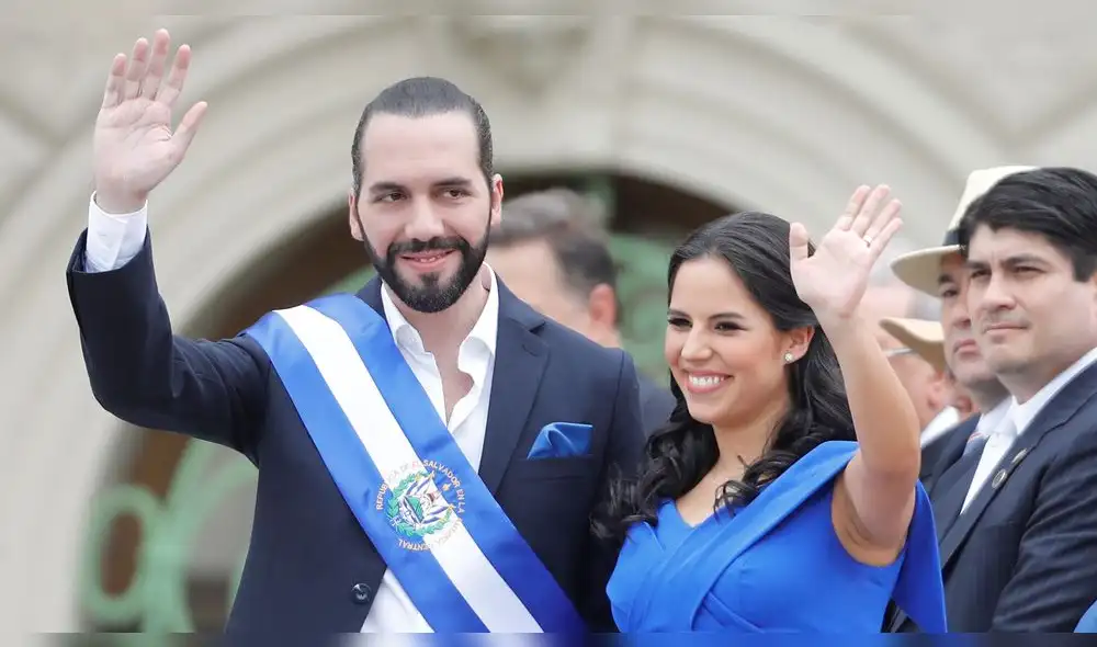 Nayib Bukele junto a su esposa Gabriela Rodríguez de Bukele. (Foto: REUTERS/Jose Cabezas) Nayib Bukele junto a su esposa Gabriela Rodríguez de Bukele. (Foto: REUTERS/Jose Cabezas)