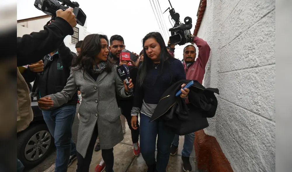 Revisión. La Fiscalía analizó abundante documentación en las oficinas de "Kiko" Mandriotti en la Academia Cantolao, en La Punta.Consejera. Angie Trujillo se presentó como abogada. Revisión. La Fiscalía analizó abundante documentación en las oficinas de "Kiko" Mandriotti en la Academia Cantolao, en La Punta.Consejera. Angie Trujillo se presentó como abogada.