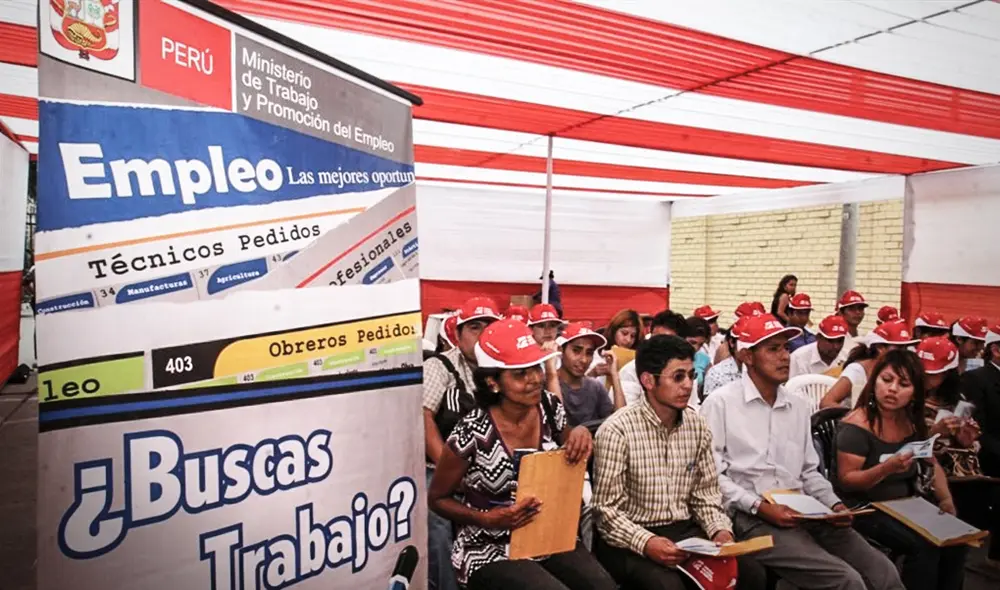 Las empresas comenzaron a solicitar personal tras el levantamiento de la cuarentena. Foto: composición/La República Las empresas comenzaron a solicitar personal tras el levantamiento de la cuarentena. Foto: composición/La República