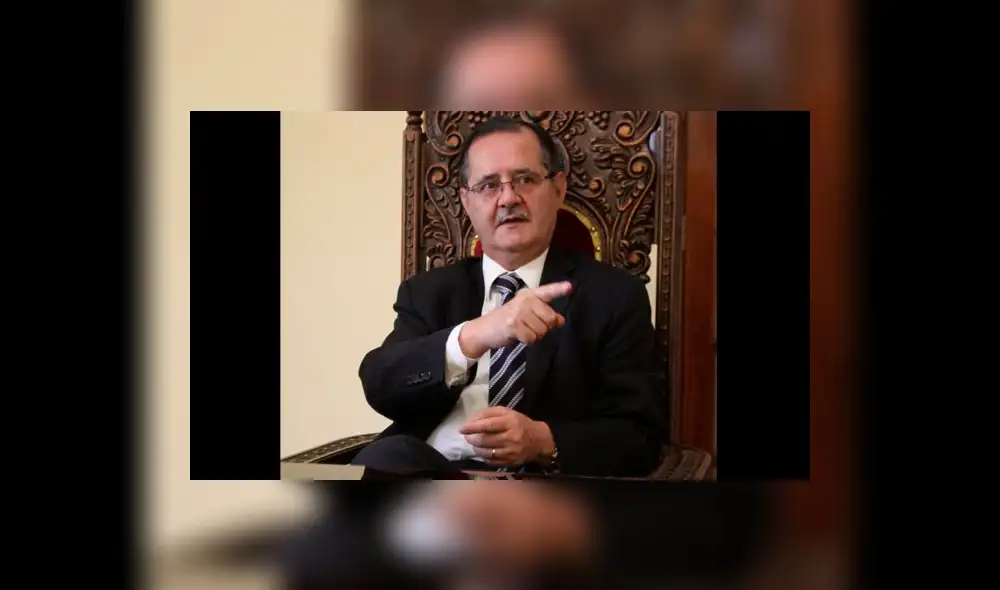 Falconí no descarta ir por vía judicial si no se oficializa su designación en la JNJ