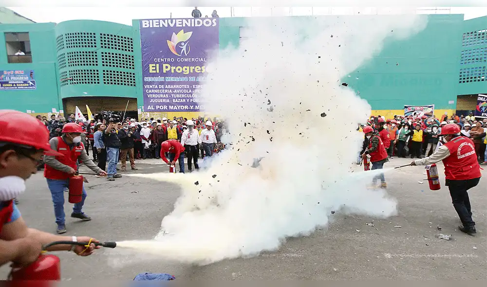 4 de cada 10 galerías utilizan extintores adulterados en la zona de Las Malvinas