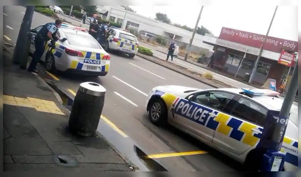 "Es el peor atentado de la historia": Al menos 49 muertos tras tiroteo en dos mezquitas de Nueva Zelanda