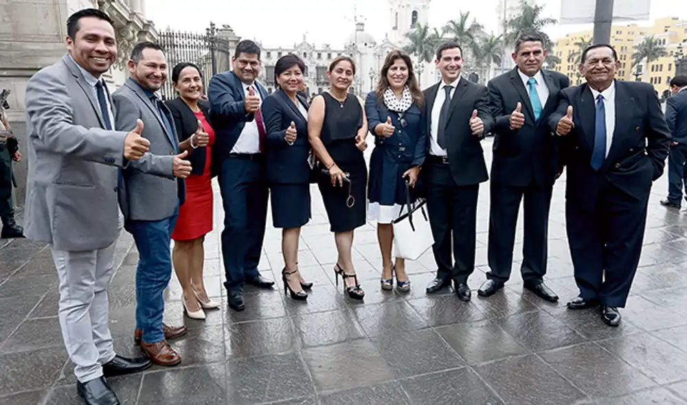 Optimismo. Apepistas dijeron que apoyarán al Gobierno porque eso demanda la población. Foto: Michael Ramón Optimismo. Apepistas dijeron que apoyarán al Gobierno porque eso demanda la población. Foto: Michael Ramón