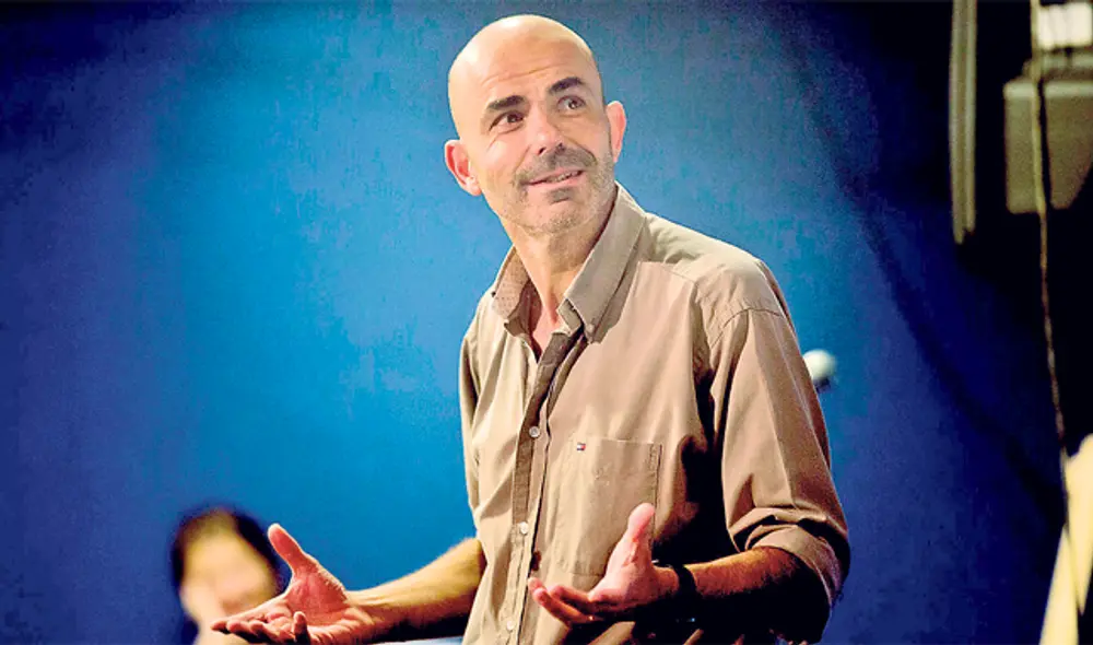 El autor se metió en la piel de Ofelia para contar su historia de amor en Lo mucho que te amé.