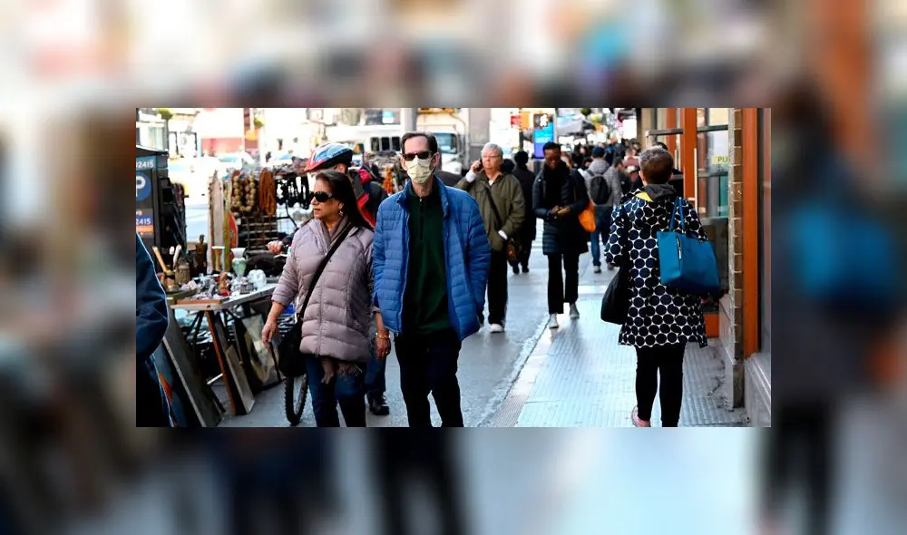 Personas caminan por las calles de Nueva York. Foto: AFP. Personas caminan por las calles de Nueva York. Foto: AFP.