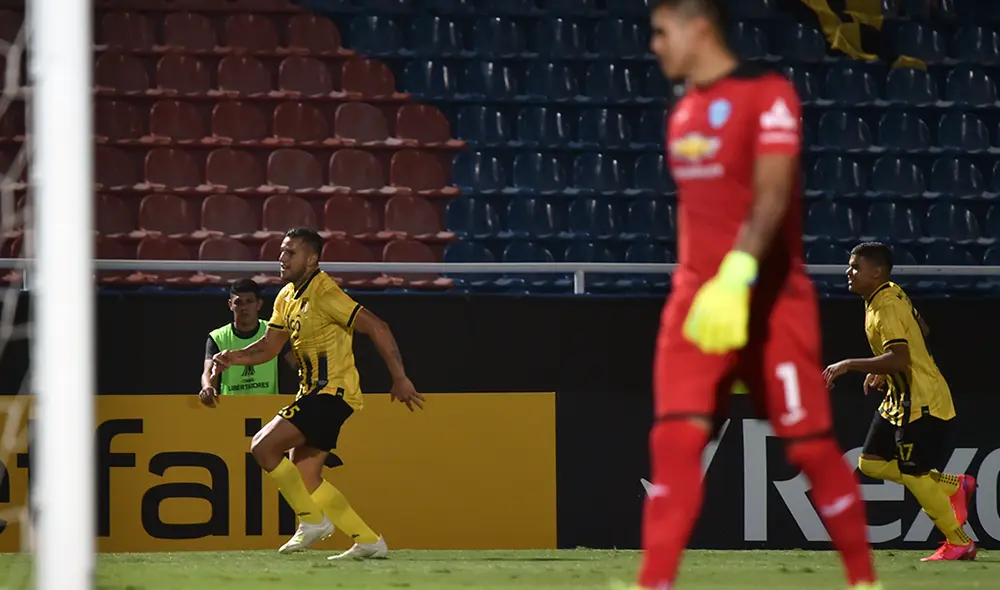 Guaraní venció 2-0 a Bolívar en el inicio del Grupo B de la Copa Libertadores 2020. | Foto: AFP Guaraní venció 2-0 a Bolívar en el inicio del Grupo B de la Copa Libertadores 2020. | Foto: AFP