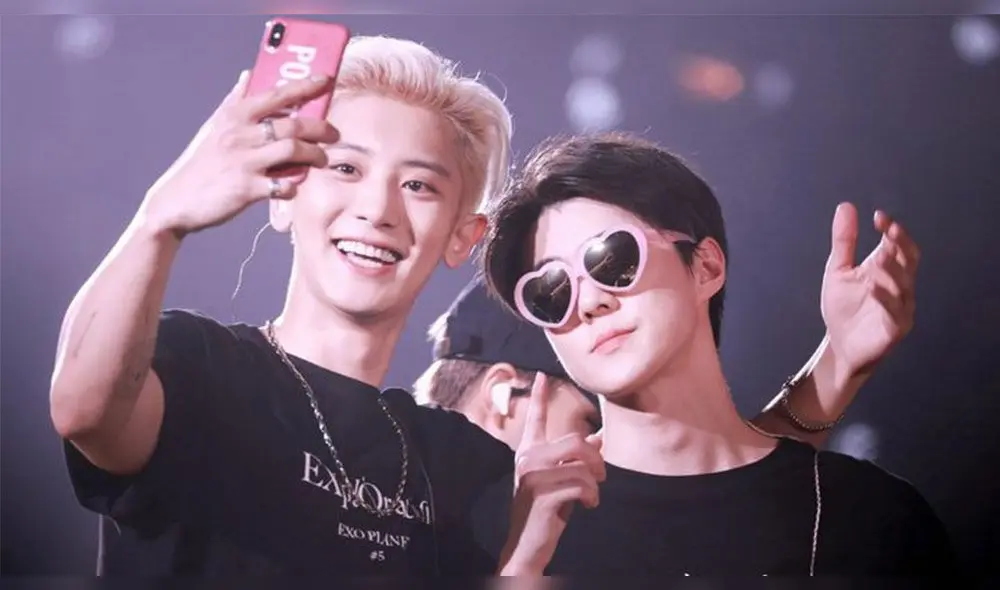 Desliza para ver más fotos de Chanyeol y Sehun