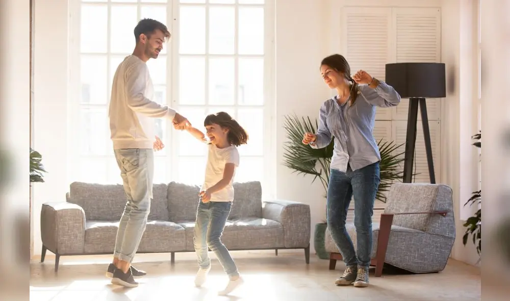 Actividades a realizar en casa y en familia. Actividades a realizar en casa y en familia.