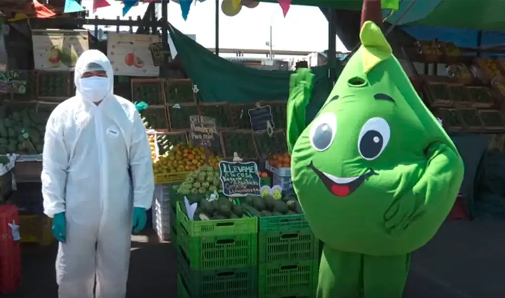 Desliza hacia la izquierda para ver las imágenes del video viral. Foto:  Captura de YouTube.