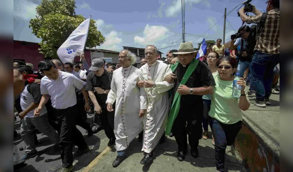Diálogo en Nicaragua sigue estancado mientras continúa la violencia Diálogo en Nicaragua sigue estancado mientras continúa la violencia