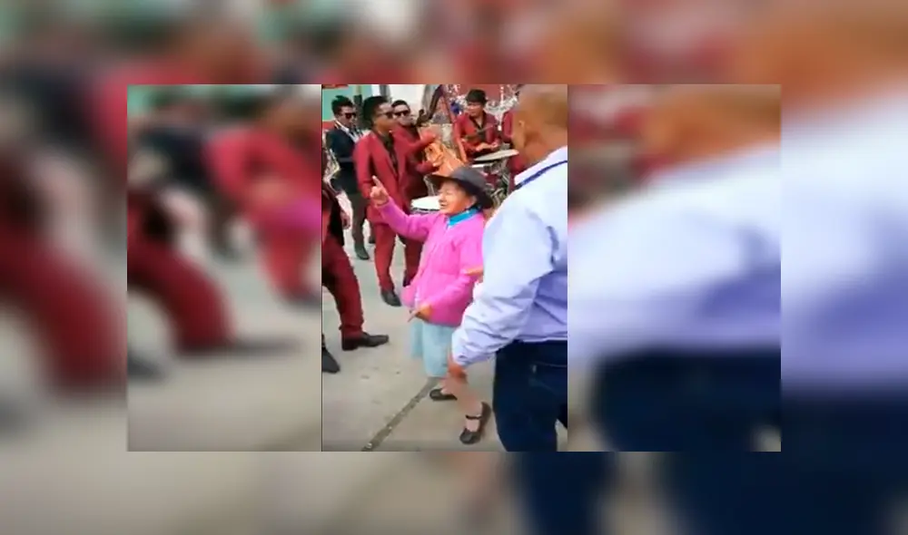 En Facebook, anciana demostró sus atrevidos movimientos de baile al ritmo de un conocido huayno. En Facebook, anciana demostró sus atrevidos movimientos de baile al ritmo de un conocido huayno.