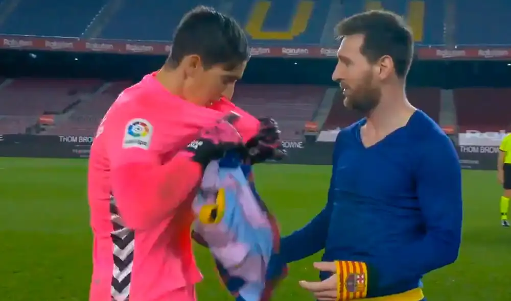 FC Barcelona goleó 3-0 al Elche y Lionel Messi se despachó con un doblete. Foto: captura Movistar