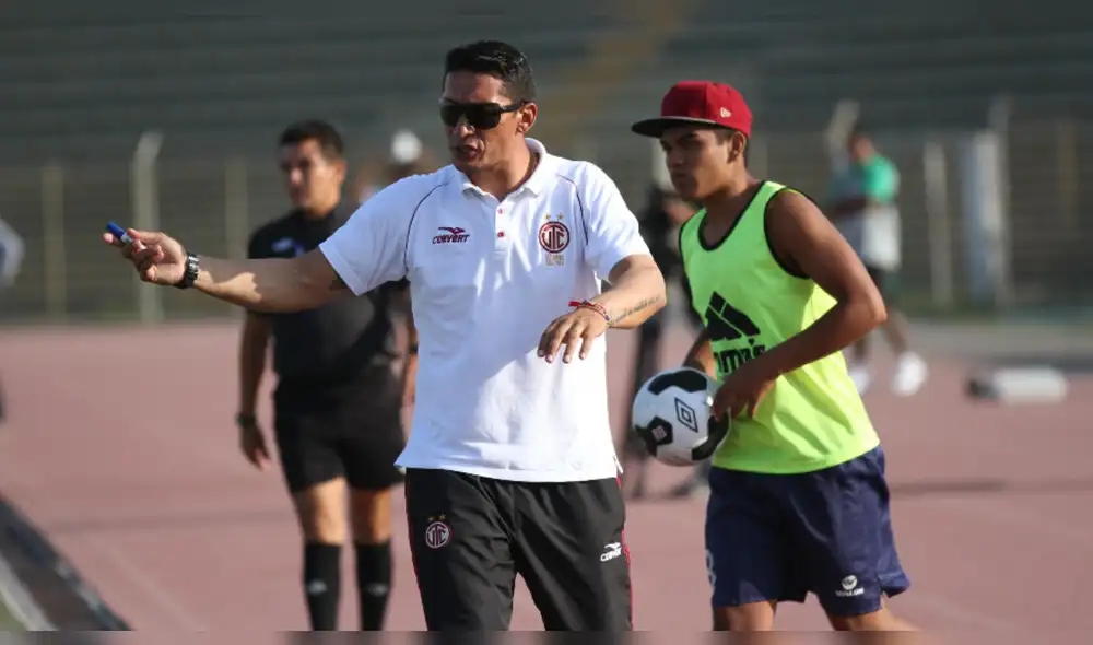 Carlos Galván dice que Universitario se verá perjudicado con la paralización de la Liga 1. Foto Líbero