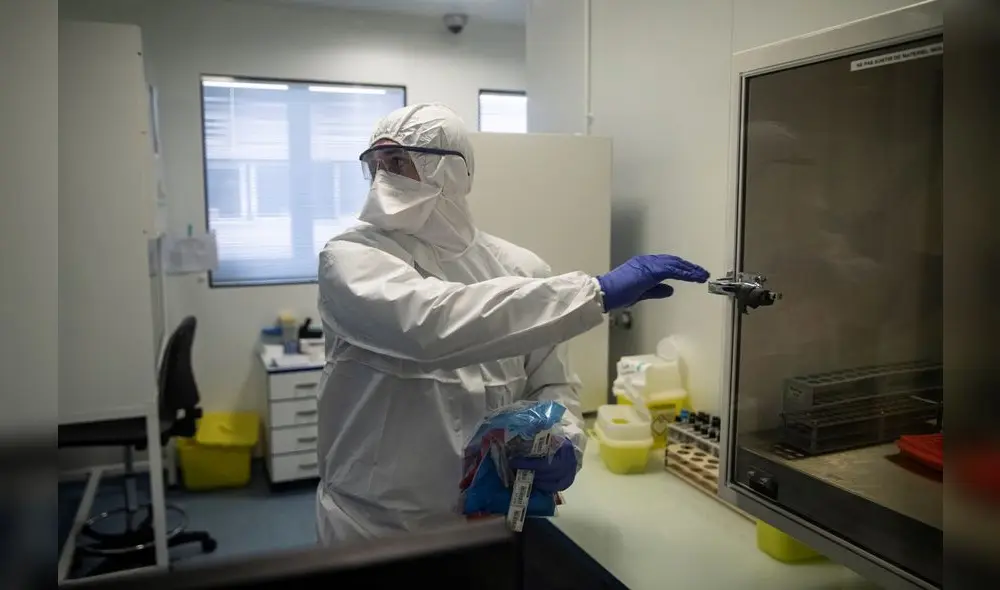 El coronavirus (COVID-19) en personas más jóvenes no causa la muerte, afirma experto brasileño. Foto: AFP.