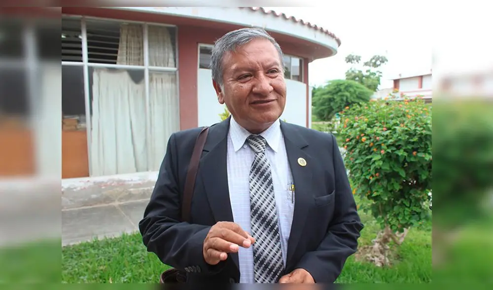 Director de la UGEL Chiclayo, Angel Salazar Piscoya. Director de la UGEL Chiclayo, Angel Salazar Piscoya.