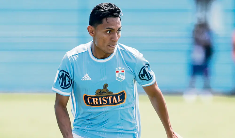 Kevin Sandoval, volante de Sporting Cristal.
