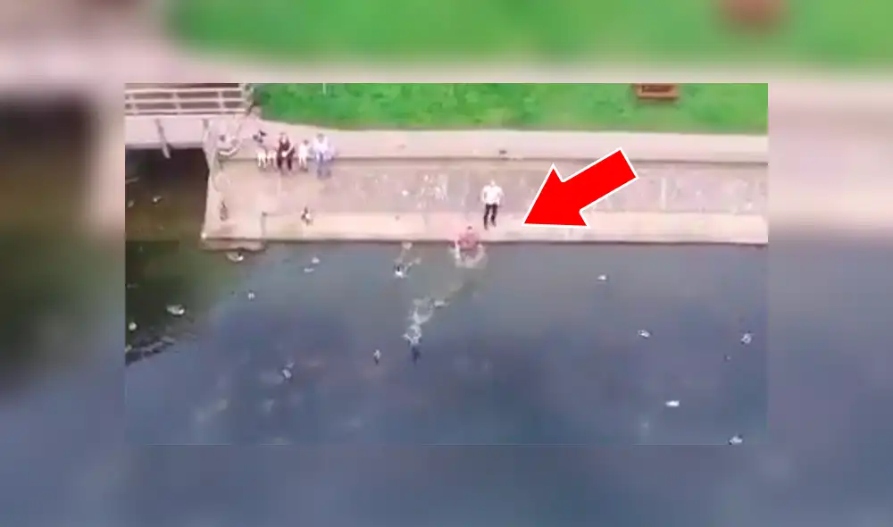 Un video viral muestra como un joven hizo hasta lo imposible para salvar su dron nuevo de un trágico final. Un video viral muestra como un joven hizo hasta lo imposible para salvar su dron nuevo de un trágico final.