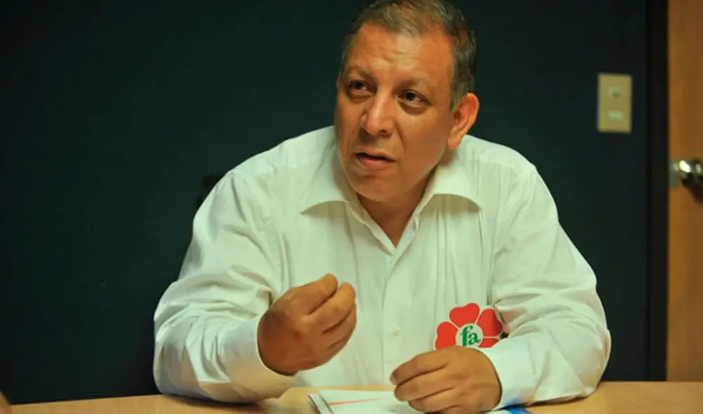 En el Frente Amplio hay dos facciones divididas. Una de ellas la dirige Marco Arana, quien se definió como candidato para la presidencia en el 2021. Foto: La República En el Frente Amplio hay dos facciones divididas. Una de ellas la dirige Marco Arana, quien se definió como candidato para la presidencia en el 2021. Foto: La República