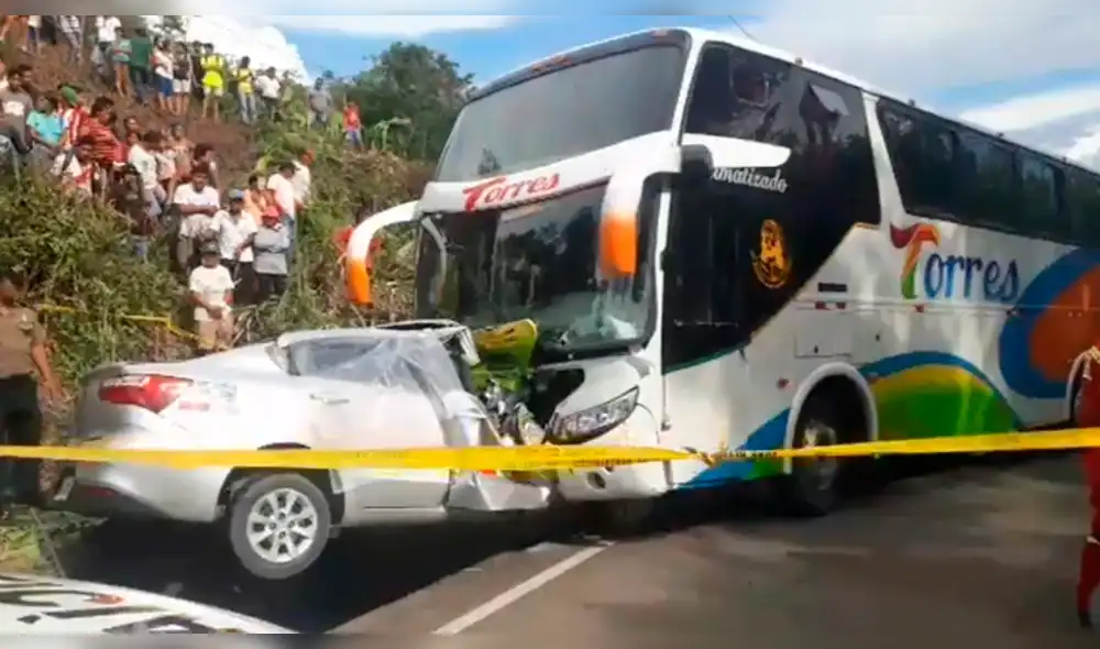 San Martín: cinco muertos en accidente de tránsito entre bus y auto en Moyobamba [VIDEO]