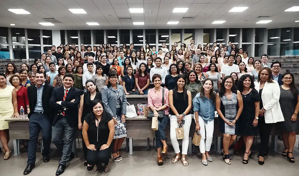 El programa internacional Women in STEM Entrepreneurship (WISE), a través del curso virtual gratuito “Emprendimiento en STEM”, brindará las herramientas necesarias a todas aquellas mujeres estudiantes y profesionales relacionadas a carreras STEM. Foto: WISE