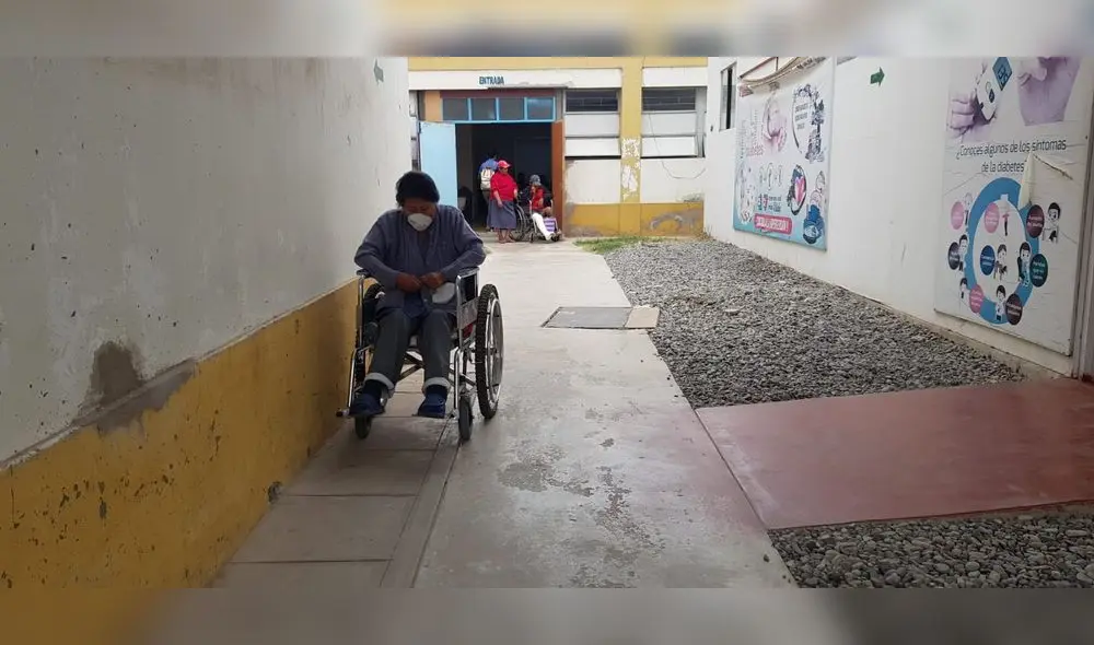 Pacientes del hospital de Tacna expuestos por tumultos y ausencia de medidas de bioseguridad [FOTOS]