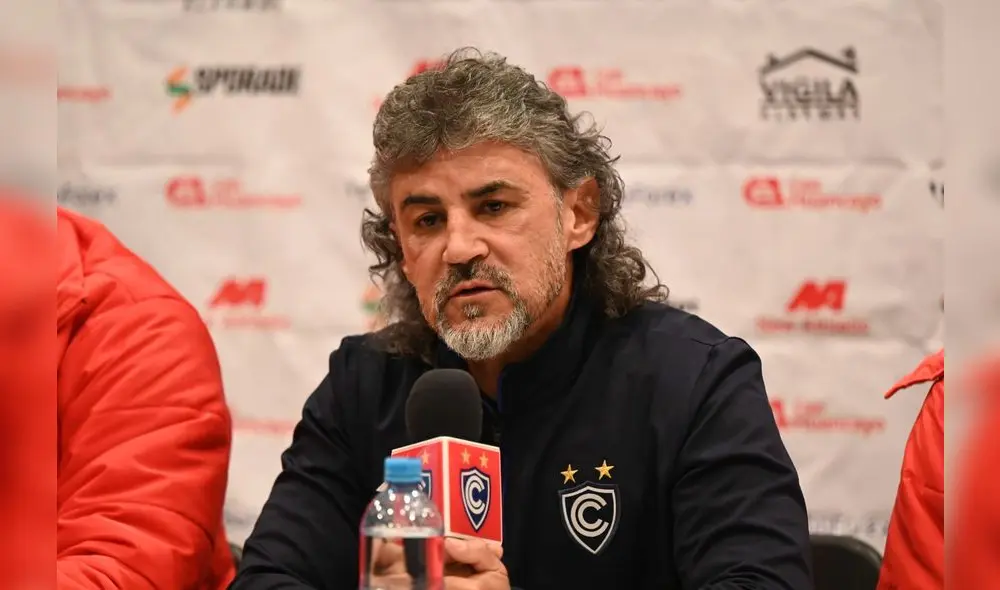 Leonel Álvarez aspira grandes cosas con el club Cienciano. Foto Luis Álvarez LR Leonel Álvarez aspira grandes cosas con el club Cienciano. Foto Luis Álvarez LR