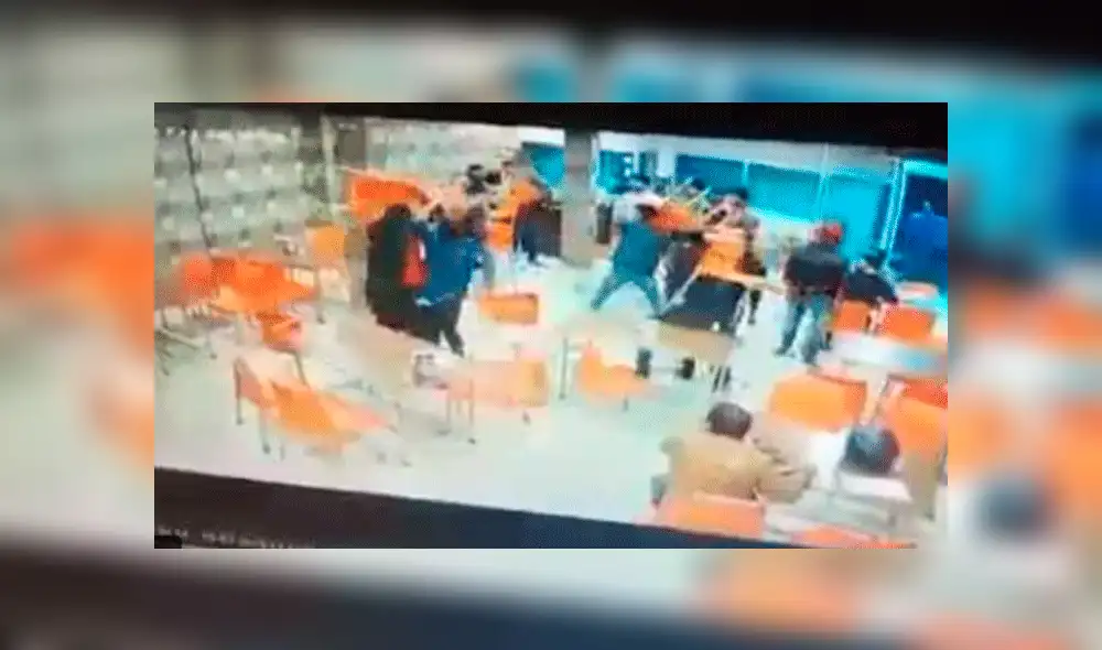 YouTube: asesinan a estudiante golpeándolo con palos y sillas en India [VIDEO]