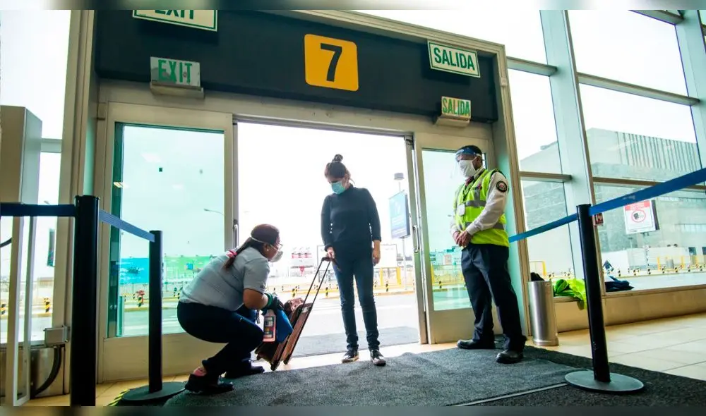 Aeropuerto Jorge Chávez presentó nuevos protocolos de seguridad. (Fotos: John Reyes / La República)