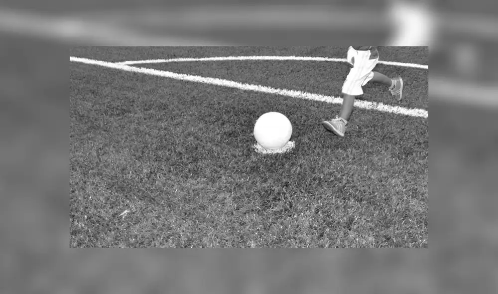 El accidente se registró mientras se disputaba un encuentro de un torneo local. Foto: referencial. El accidente se registró mientras se disputaba un encuentro de un torneo local. Foto: referencial.