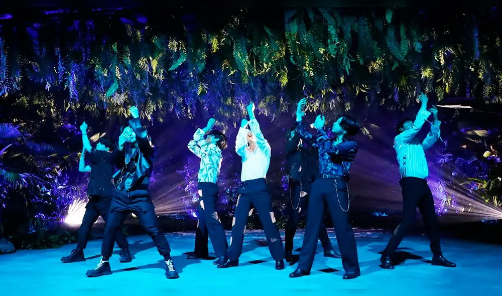 Desliza para ver más fotos de BTS en el BANG BANG CON. Créditos: Big Hit