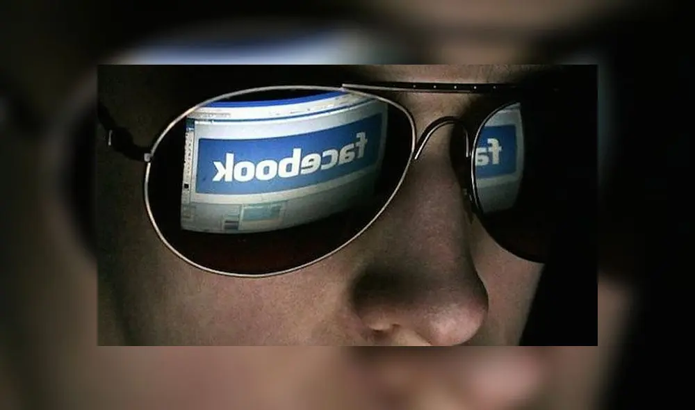 Descubre quién mira tu perfil de Facebook.