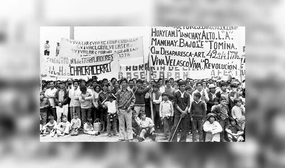 Distribución de tierras. Régimen de Velasco Alvarado expropió haciendas para entregarlas al campesinado explotado. Distribución de tierras. Régimen de Velasco Alvarado expropió haciendas para entregarlas al campesinado explotado.